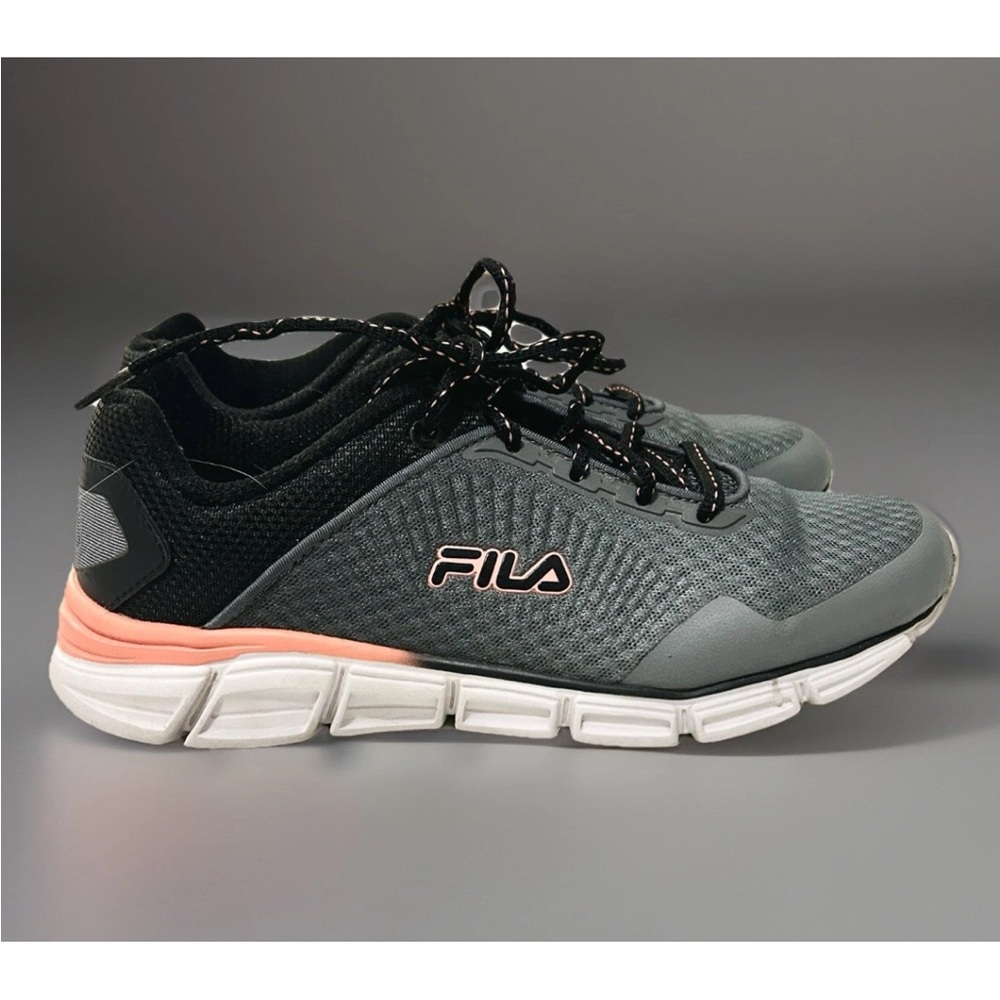 FILA Coolmax Memory Foam Athletic Shoes Women’s Size 8M Grey/Peach/Black
